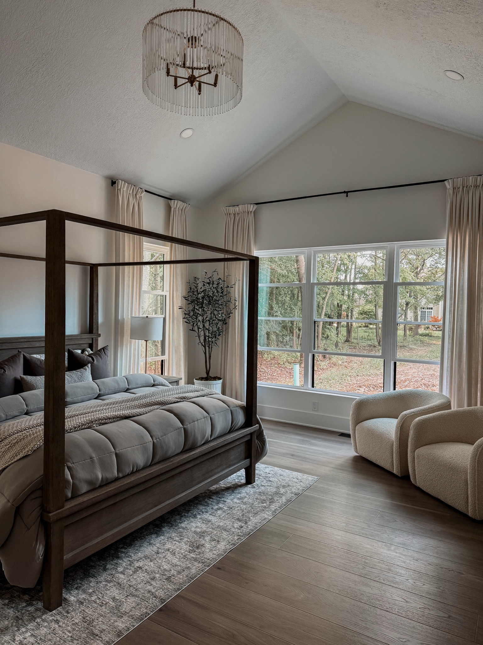 Primary bedroom fall refresh, looove this new @comainducer comforter to bring in some darker tones. woven nook is always my fave when it comes to throw pillows and i LOVE this rug from @loloirugs  ◡̈ 

#LTKHome #LTKStyleTip #LTKSeasonal