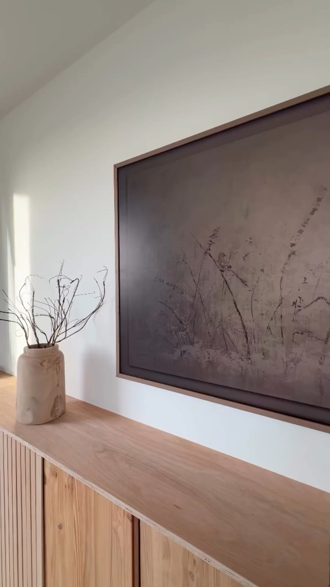 Finally got my TV! Took some time to decided on what I wanted and then waited for a good deal. Went for the @samsunguk The Frame Pro TV (2025) in 65” with a teak frame.  I bought it through @johnlewis which came with free delivery and installation 🎊 
#newapartment #livingalonediaries #decorating #apartmentdecor #apartmenttour