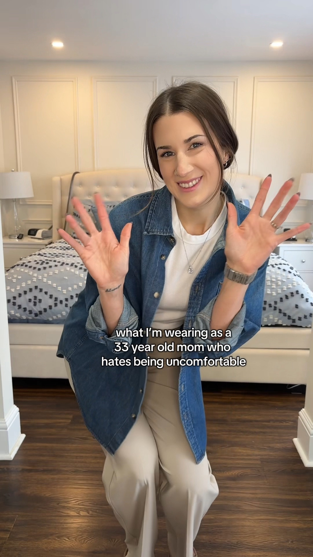 Wearing a small in both shirts and a 4 in the yasmin pants 