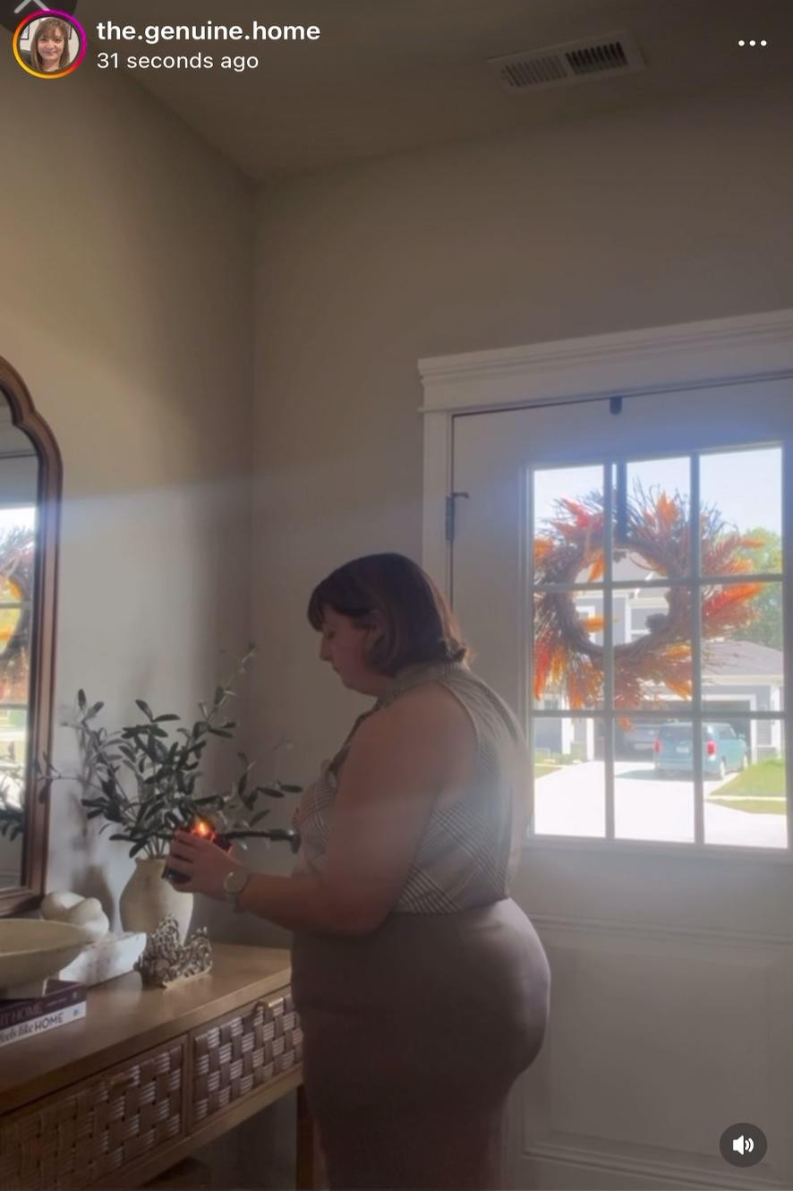 ✨ Refreshing the energy right at the front door ✨

I started with a clean entryway, then used a tuning fork + rose hibiscus essential oil to invite balance, clarity, and harmony into my home. 🌿🌸

Shop my holistic home ritual favorites below — perfect for creating a curated and intentional entryway that feels like a genuine reflection of you.



#LTKSeasonal #LTKWorkwear #LTKHome