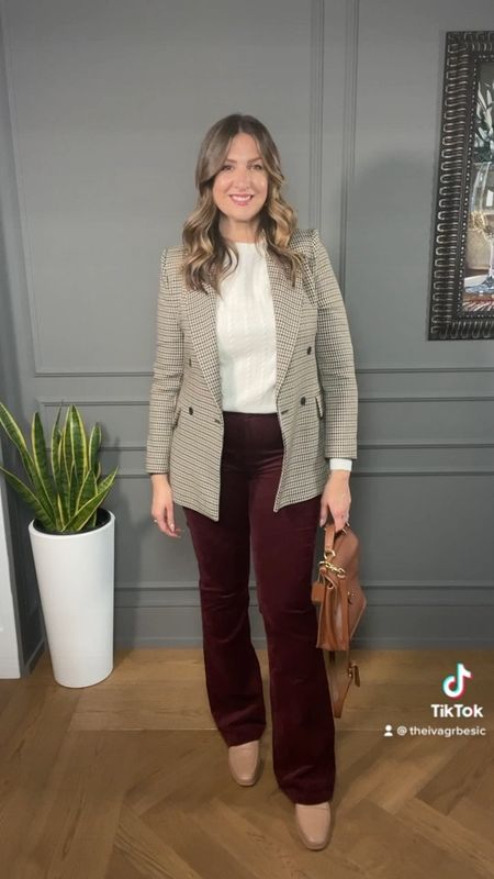 I love corduroy pants. Reminds me of my childhood - I used to rock a mauve pair. It’s easy to add some rich colour in your wardrobe with corduroy or velvet and it is the season.
 
You may need to swap out the loafers for some boots depending your snow situation.

#grwm #corduroypants #corduroy #sweaterweather #sweater #creamsweater 

#LTKHoliday #LTKunder100 #LTKstyletip