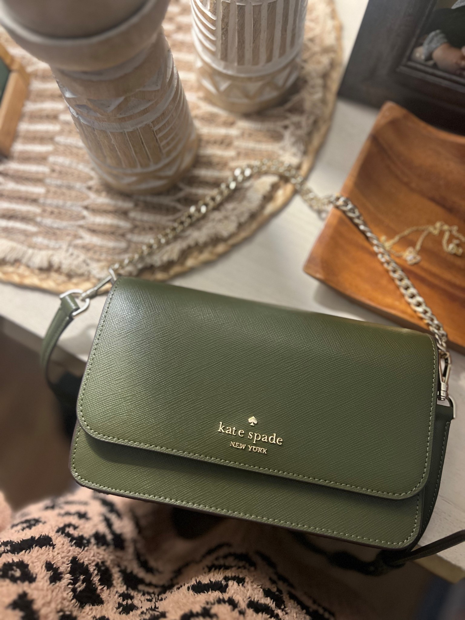 my favorite crossbody bag from kate spade 

#LTKootd #LTKSaleAlert #LTKOver40