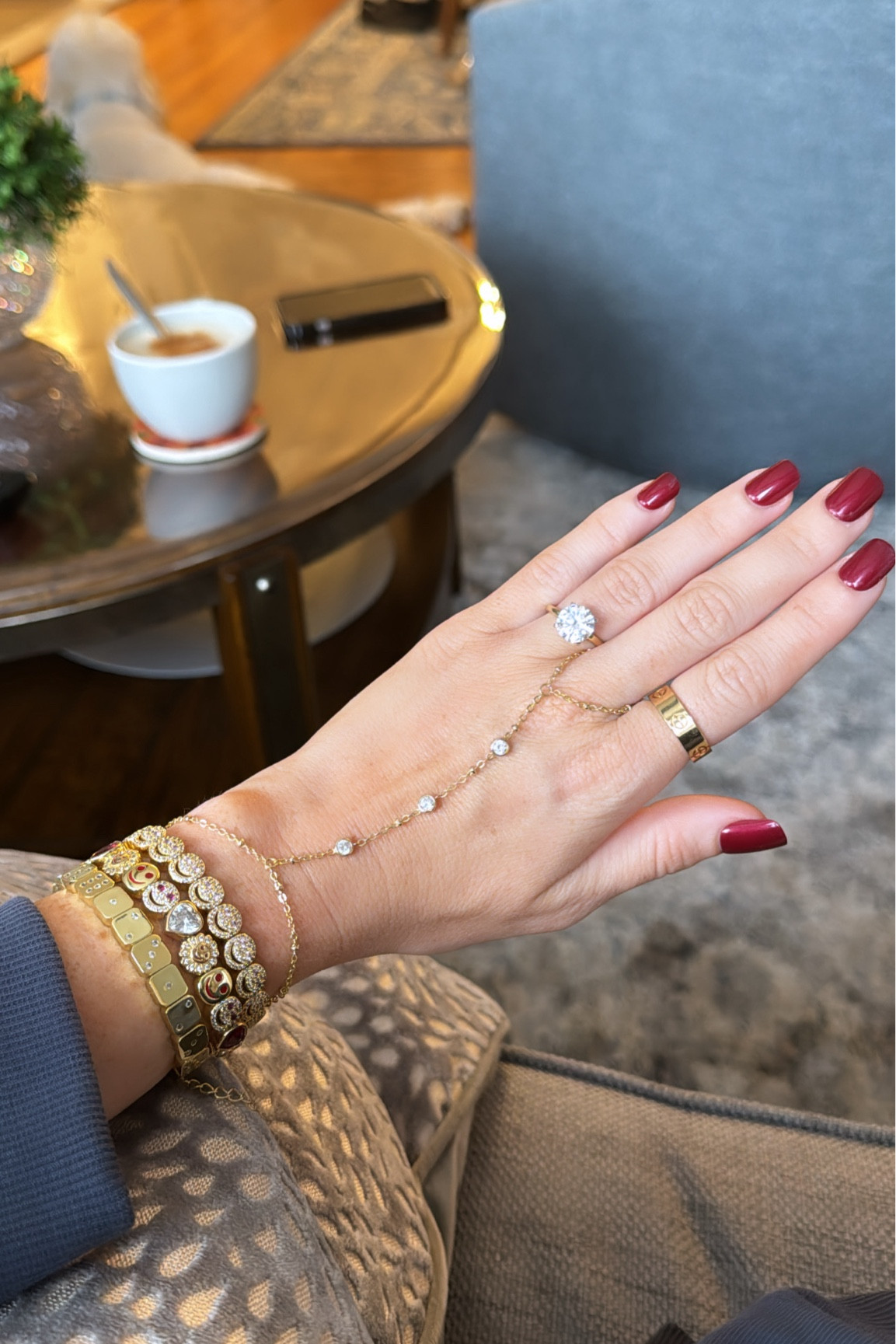 Amazon hand chain ⭐️💛

#LTKFindsUnder50 #LTKStyleTip #LTKBeauty