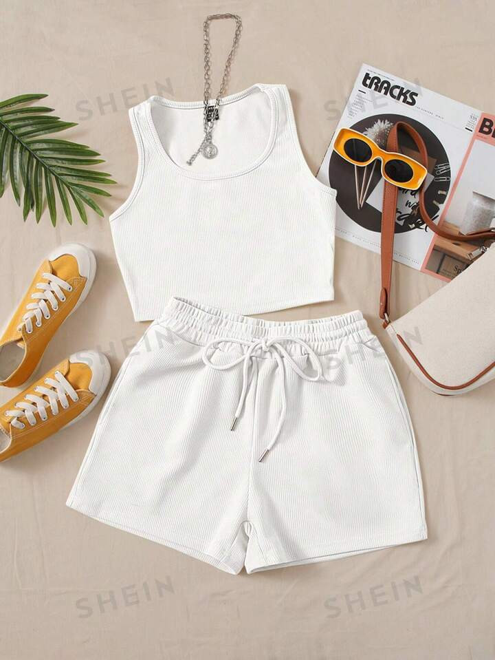 SHEIN EZwear Solid Tank Top & Drawstring Waist Shorts | SHEIN