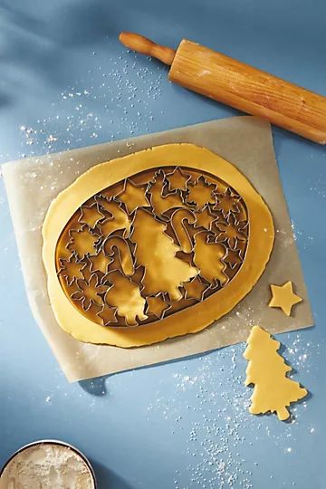 Wreath Multi Cookie Cutter | Anthropologie (US)