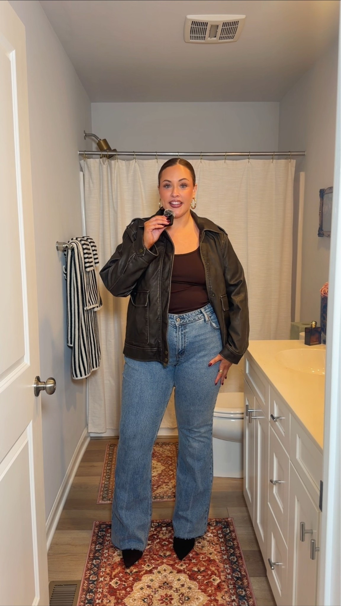Wearing a large jacket & 34L jeans!

#LTKPlusSize #LTKMidsize #LTKSaleAlert