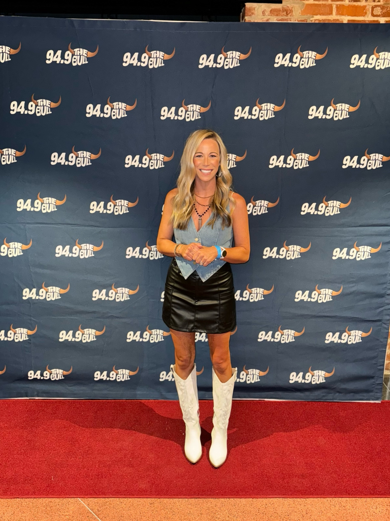 Denim vest, country concert, western 

#LTKStyleTip