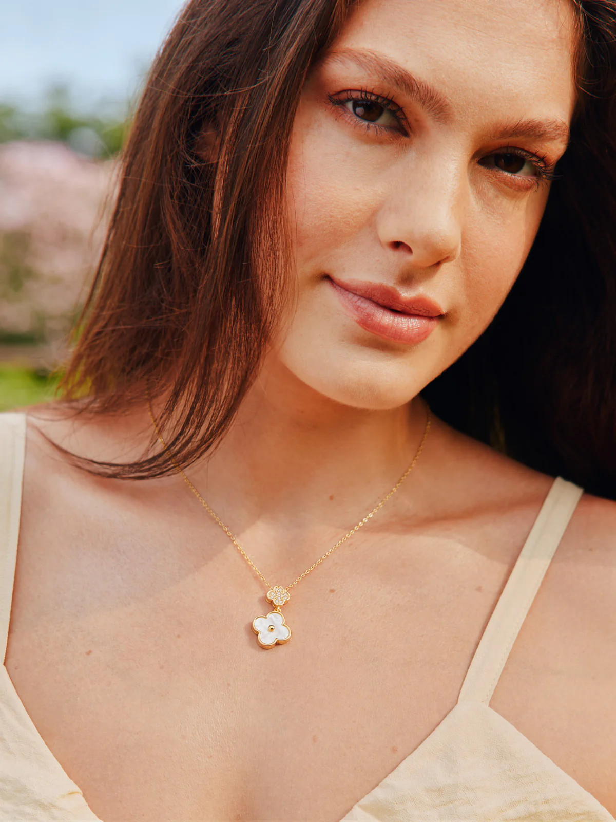Double Clover Pendant Necklace | Bloomchic