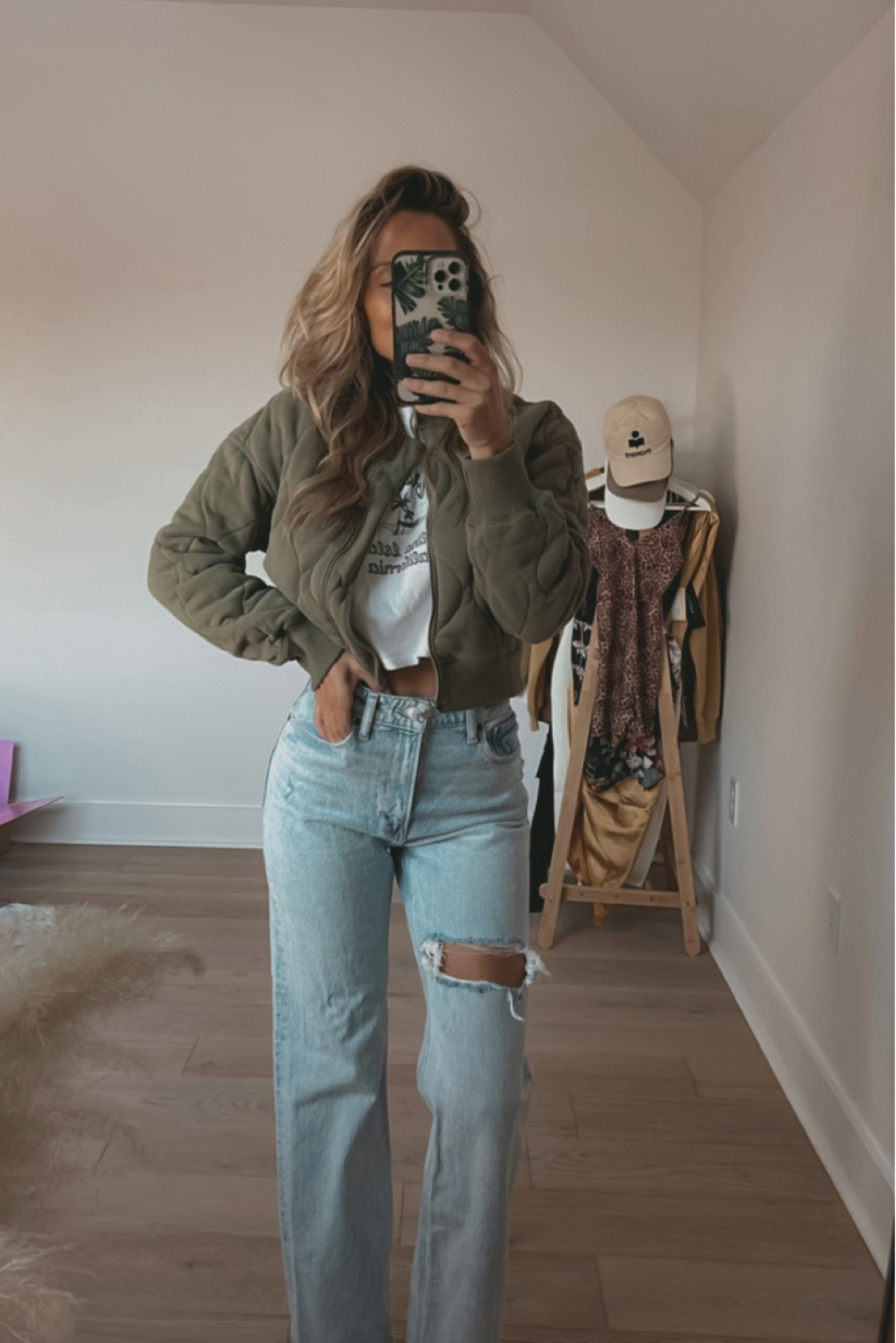 Abercrombie Sale
Shopbop sale
Fall Outfit 
Cropped jacket xs
Abercrombie denim 24

#LTKtravel #LTKsalealert #LTKSeasonal