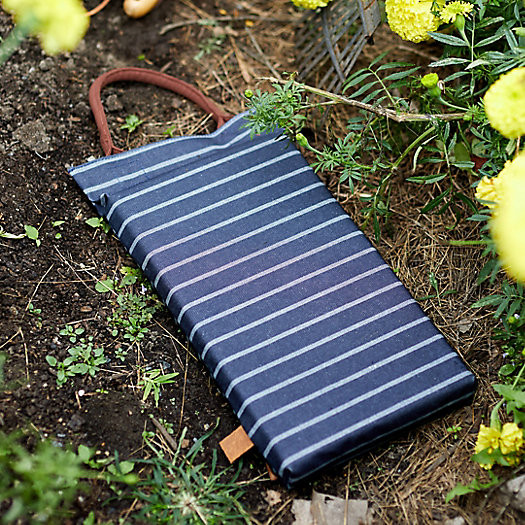 Striped Memory Foam Kneeler | Terrain