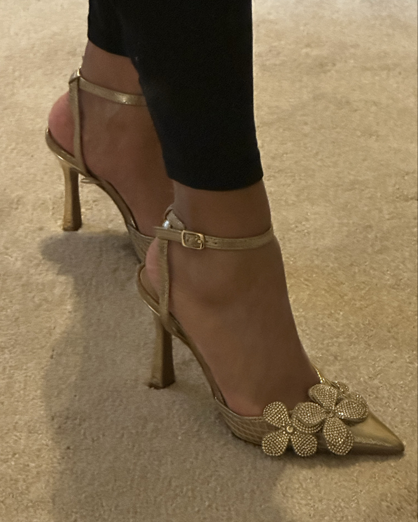 Gold shoes
Party heels
Gold heels
Sexy shoes
Sexy heels 

#LTKShoeCrush #LTKFindsUnder100