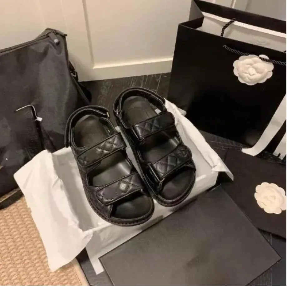 Designer Rhyton Shoes Multicolor Sneakers Men Women Trainers Vintage Chaussures Platform Sneaker ... | DHGate