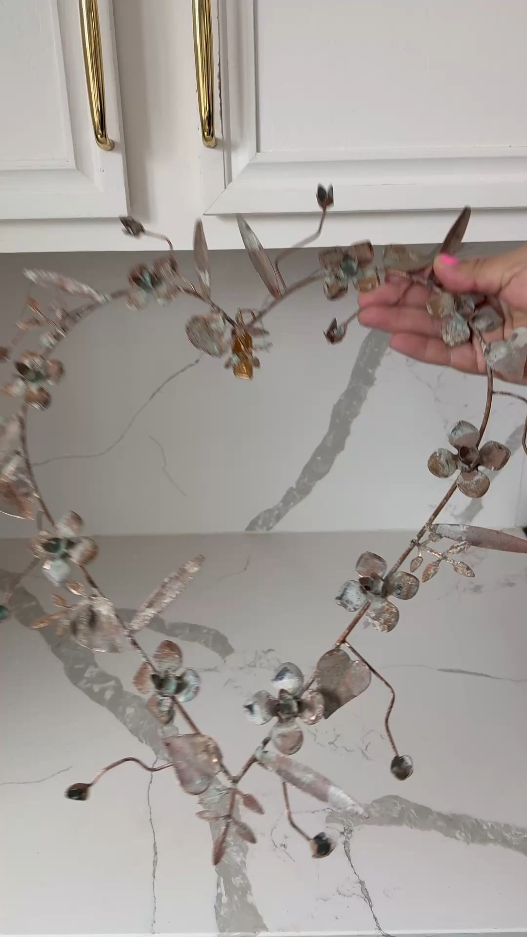 I love this heart wreath, but it is a bit rusty. I decided to paint it in vintage gold! Love the new look! #valentineshomedecor #valentinesday #interiorstyling #interiordesign #diy

#LTKHome #LTKValentine