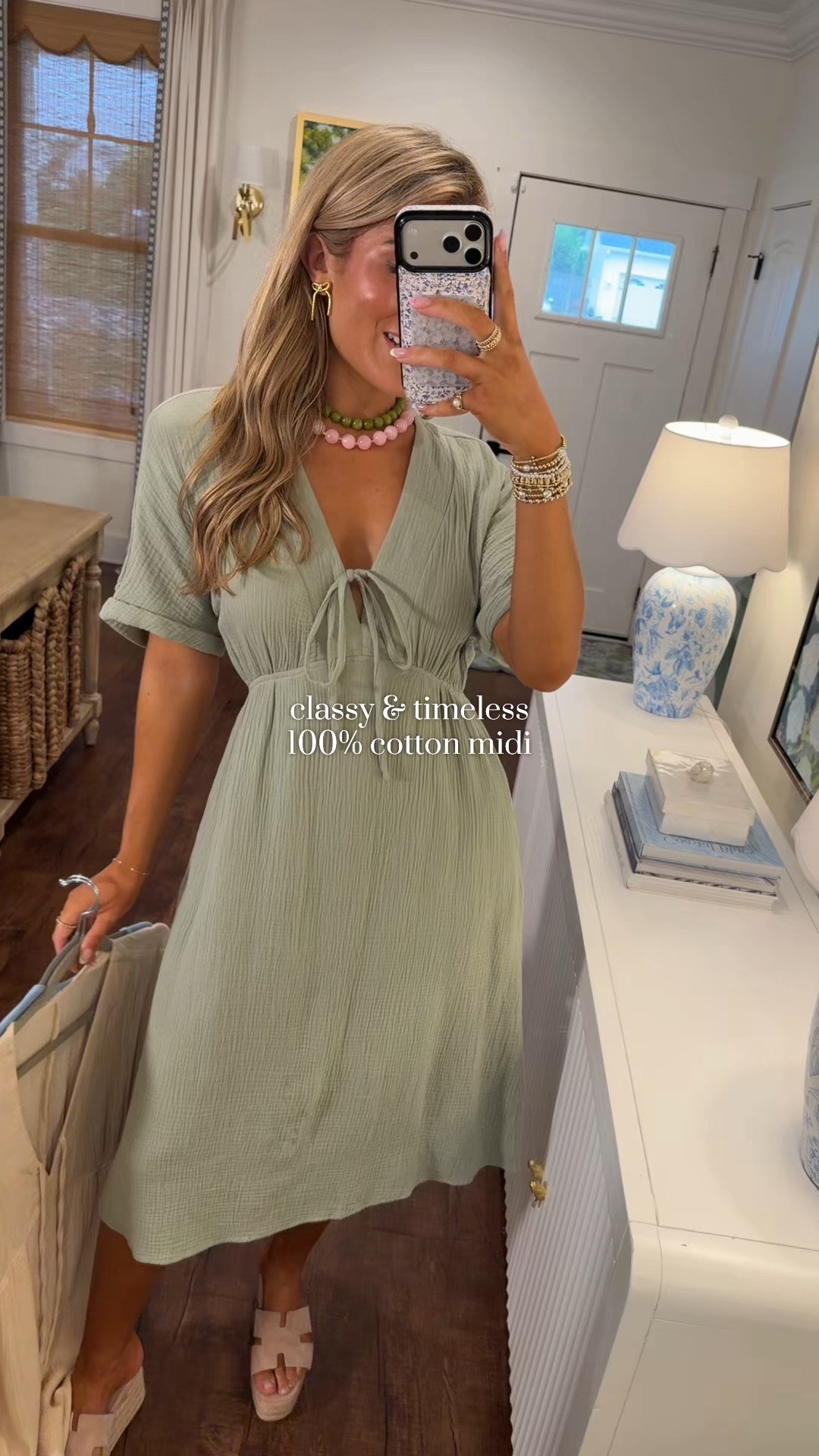 They are SO comfy too! Wearing size S -it runs slightly big!
#classyfashion #fallfashion #churchdress #boujeeonabudget #boutiqueclothing

#LTKootd #LTKSeasonal