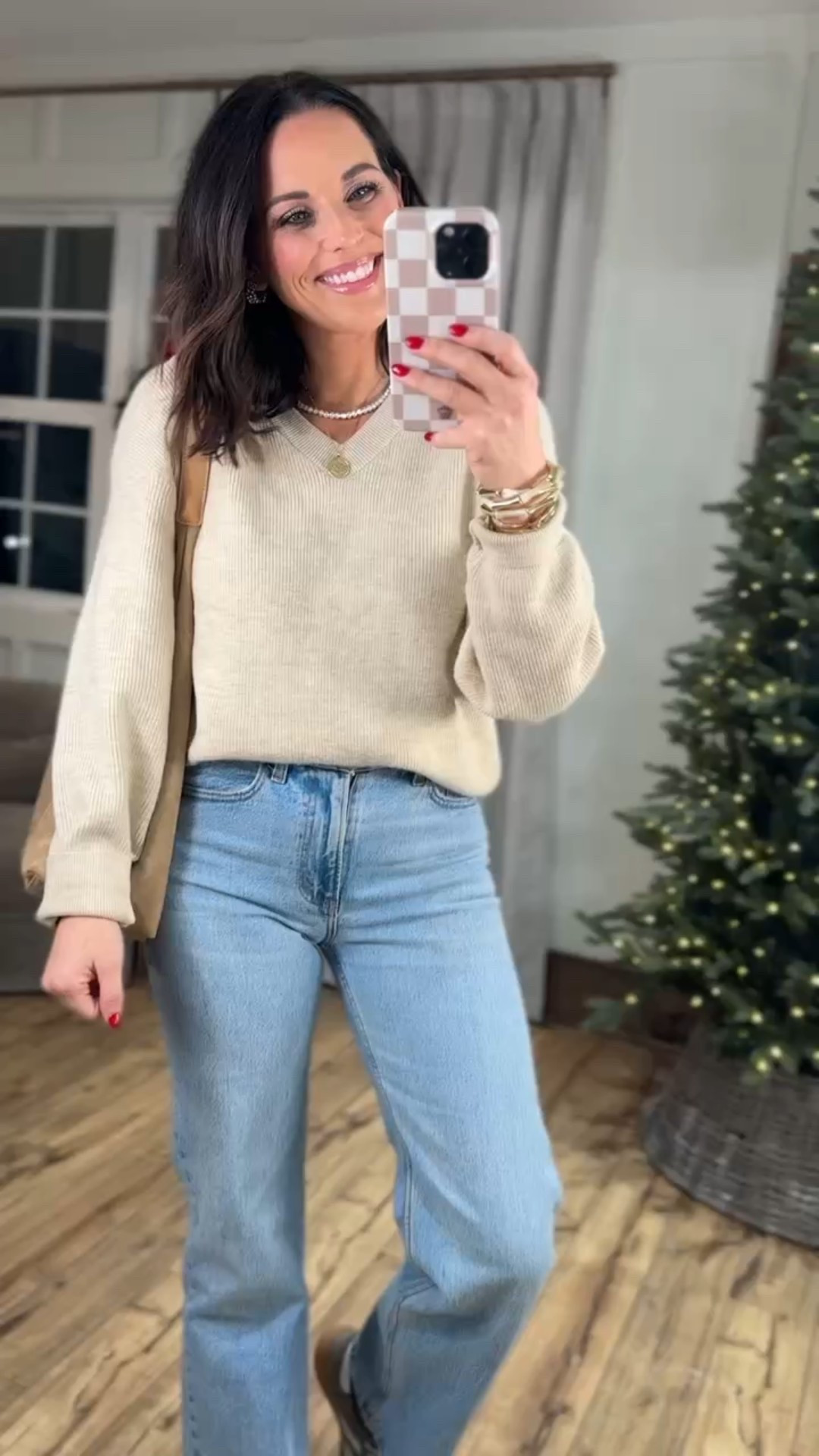 Love this Amazon sweater! It’s so comfy and cozy - perfect for daily wear! Amazon fashion Amazon finds cozy sweater winter fashion VintagePickin

#LTKFindsUnder100 #LTKootd #LTKSeasonal