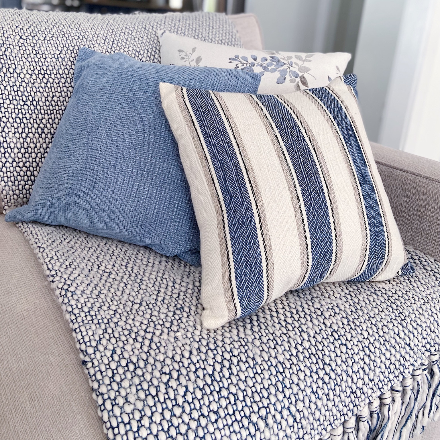 Living room pillows | Living room decor | blue pillow covers | blue throw blanket| blue home decor 

#LTKhome #LTKstyletip #LTKFind