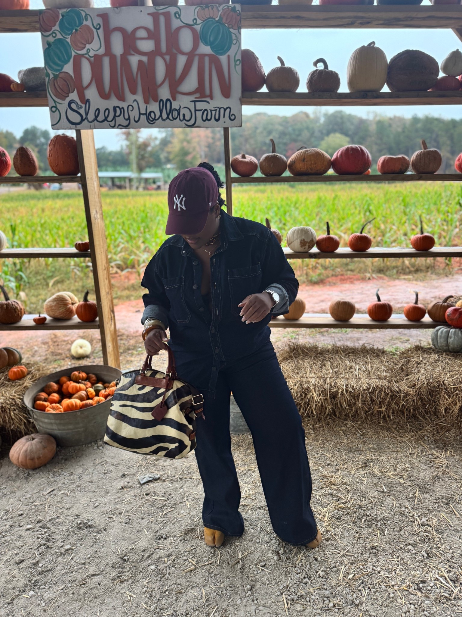 Dark denim>>>>

#LTKMidsize #LTKStyleTip #LTKSaleAlert