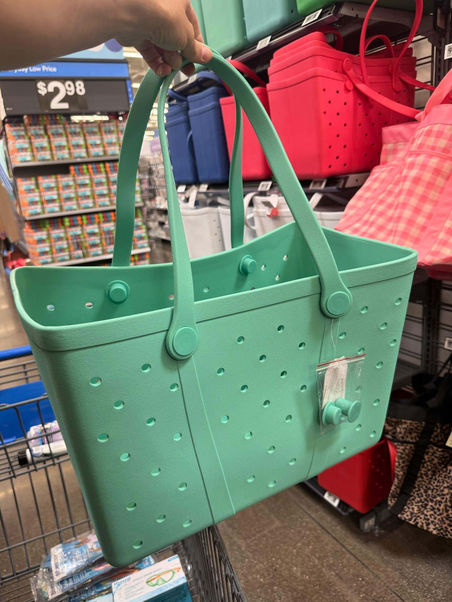 Waterproof, stylish, and beach-ready 🤍🌊  
Time and Tru EVA Beach Tote Bag — your perfect summer essential. ☀️🩴

#BeachTote #TimeAndTru #SummerStyle #WaterproofBag