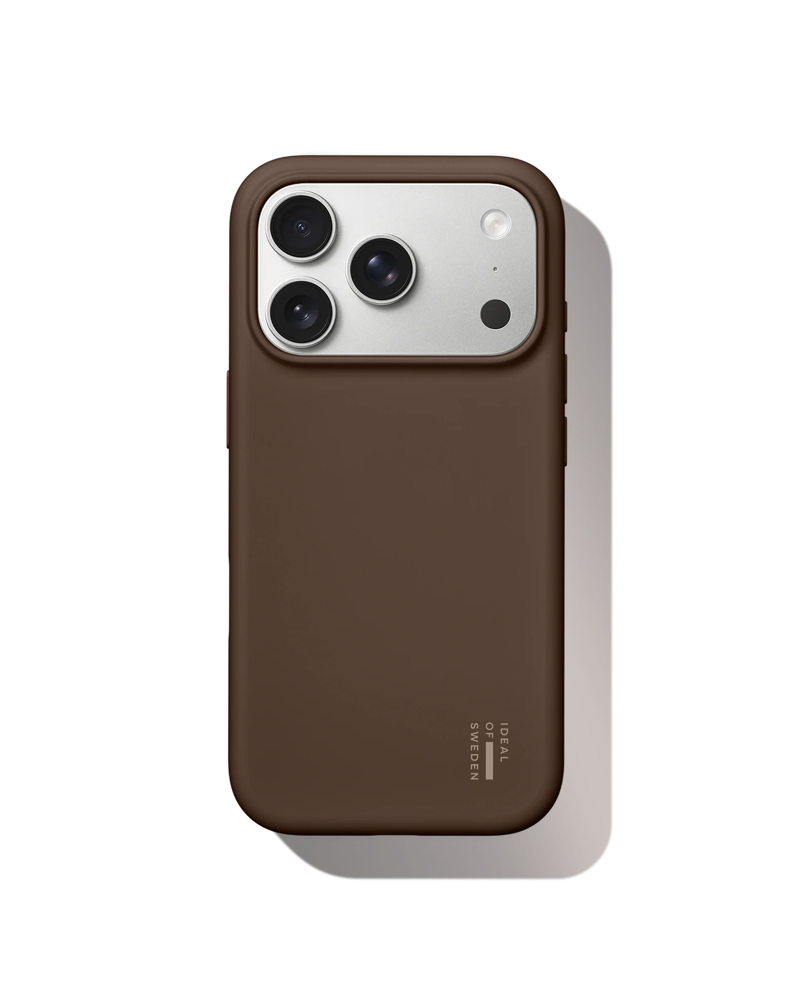 Silicone Case MagSafe iPhone 17 Pro Max Mocha Mousse | Magsafe h\u00fcllen von IDEAL OF SWEDEN | iDeal of Sweden (DE)