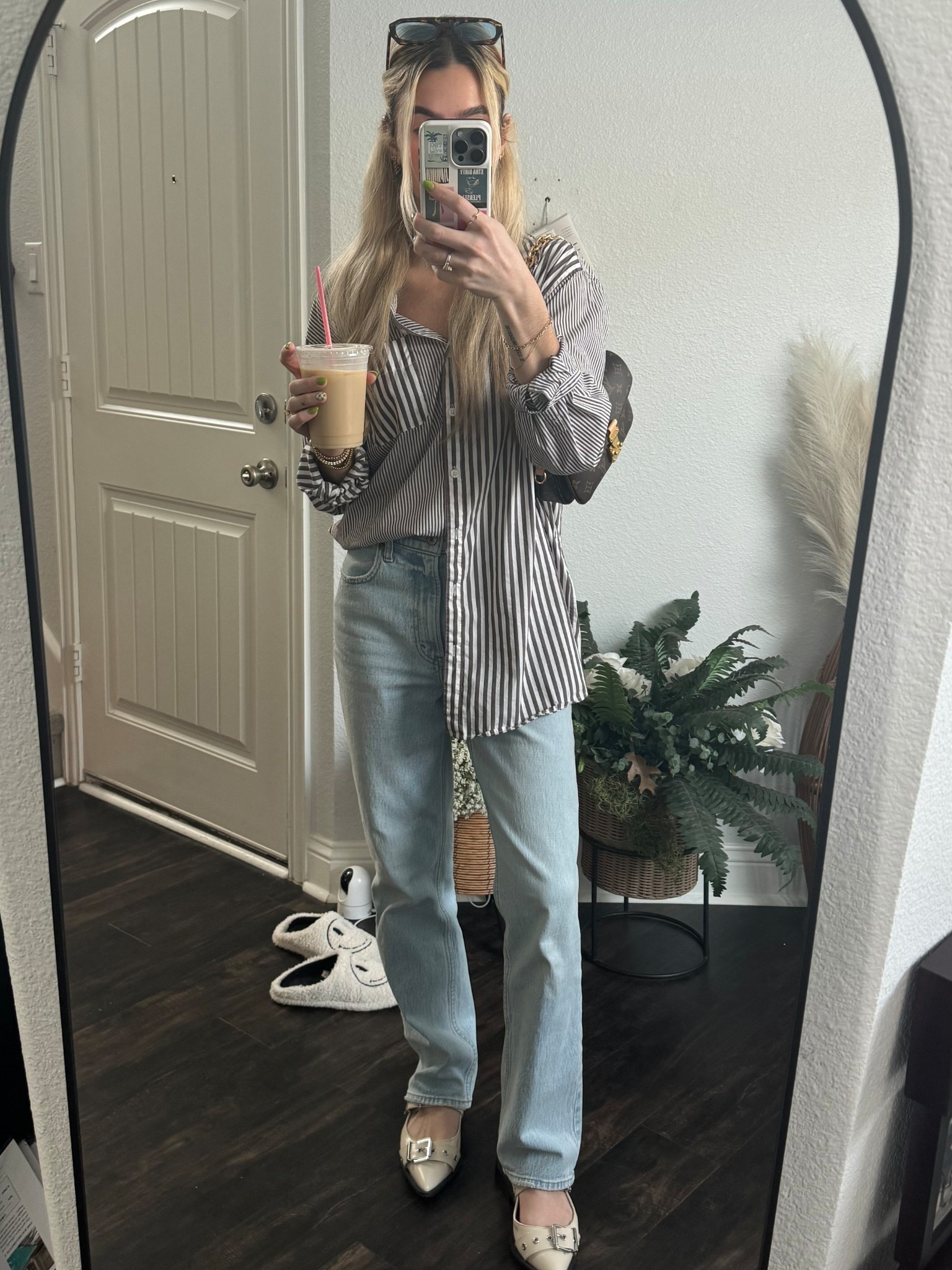 Obsessed with these shoes lately✨
#churchootd #springfashion #fashionfinds #abercrombie #morningcoffee #churchoutfitinspo

#LTKFindsUnder50 #LTKStyleTip #LTKSeasonal