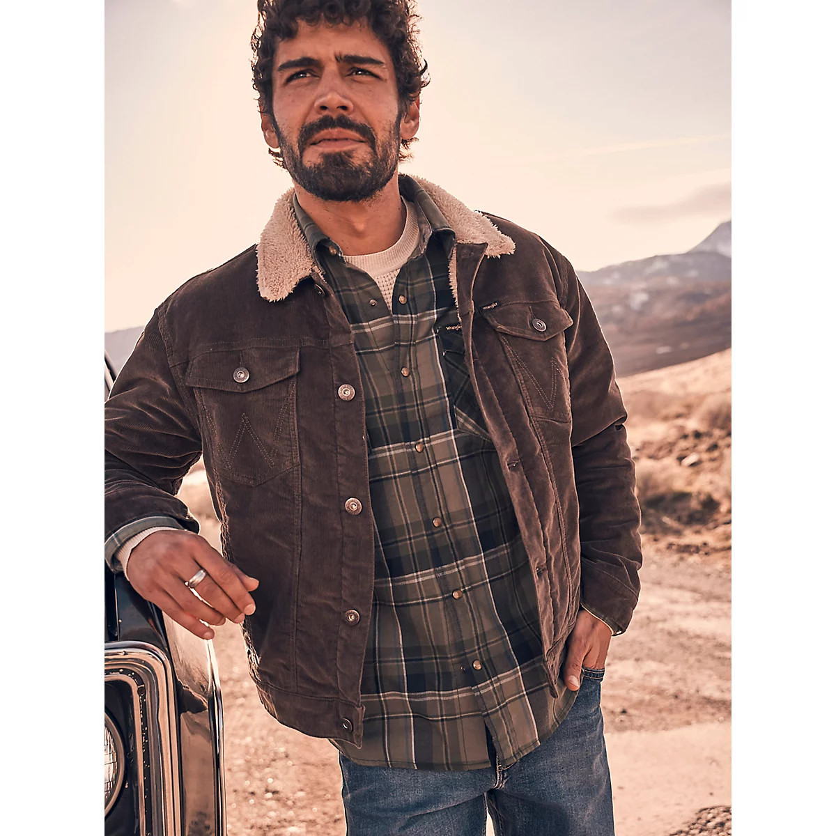 Men's Wrangler® Sherpa Lined Corduroy Trucker Jacket in Chocolate Brown | Wrangler
