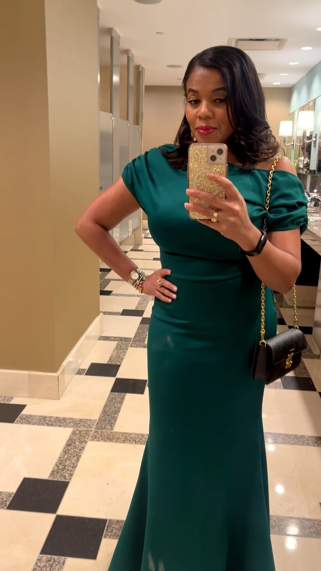 This classic formal dress is under $100 and comes in multiple colors!

#LTKFindsUnder100 #LTKHoliday