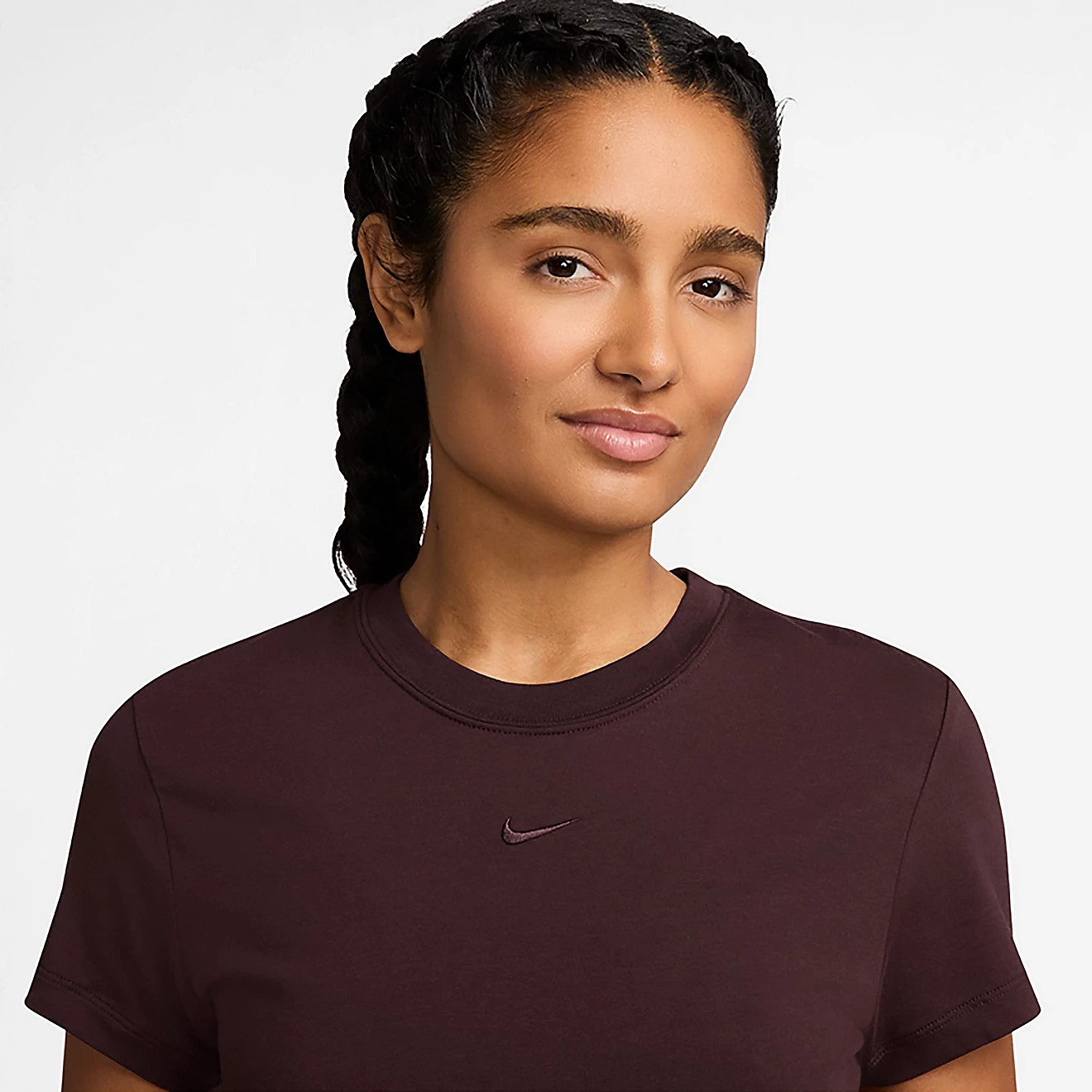 Nike Women's Sportswear Chill Knit Cropped T-shirt | Academy Sports + Outdoors