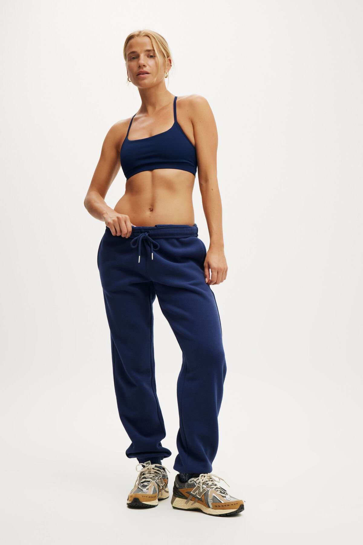Plush Essential Gym Sweatpant | Cotton On (US)