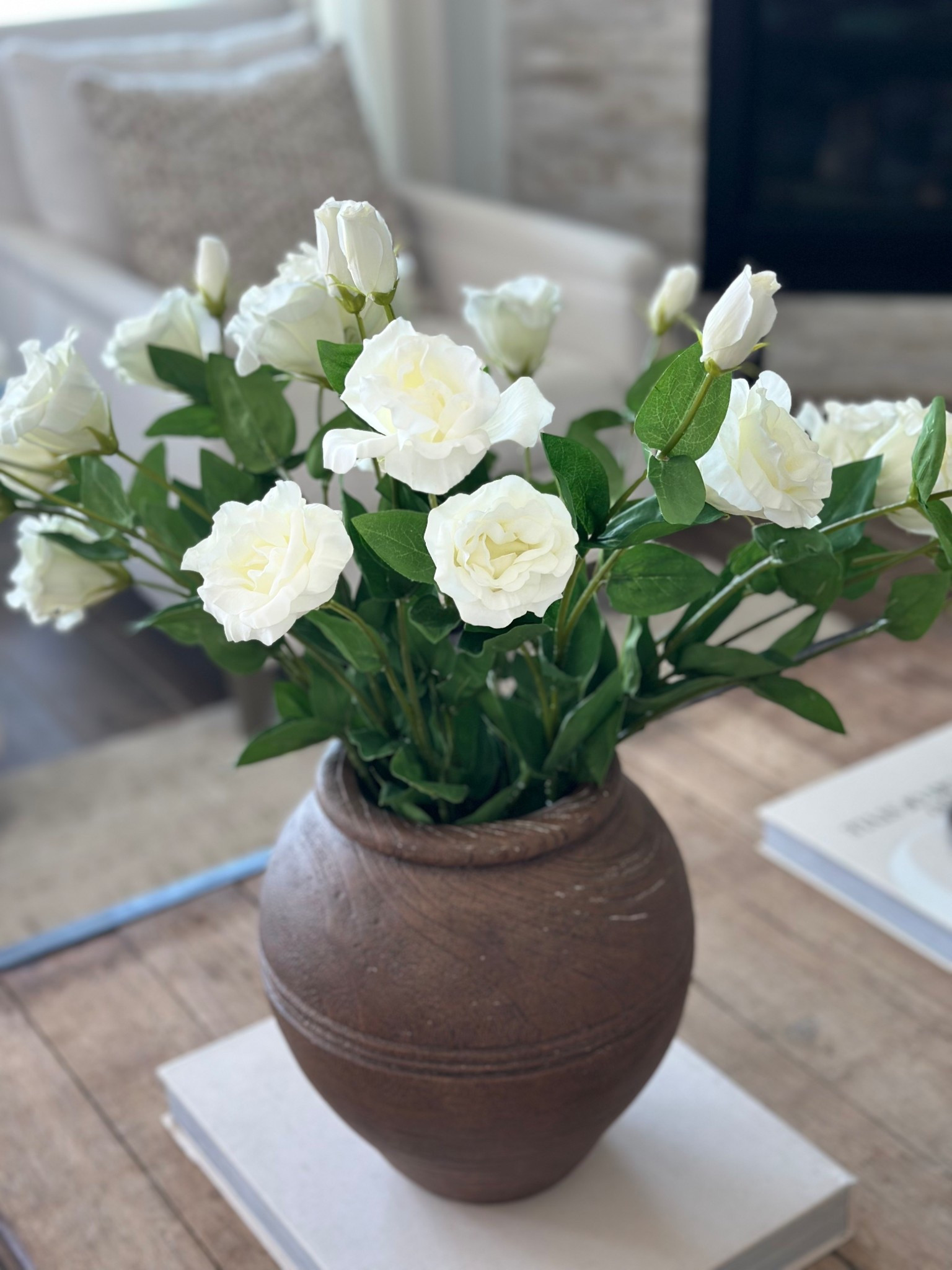 These are the most realistic faux roses I have ever had! 
@mjhome

#LTKHome