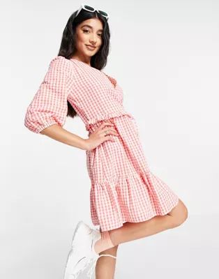 New Look wrap tie tiered mini dress in pink gingham | ASOS (Global)