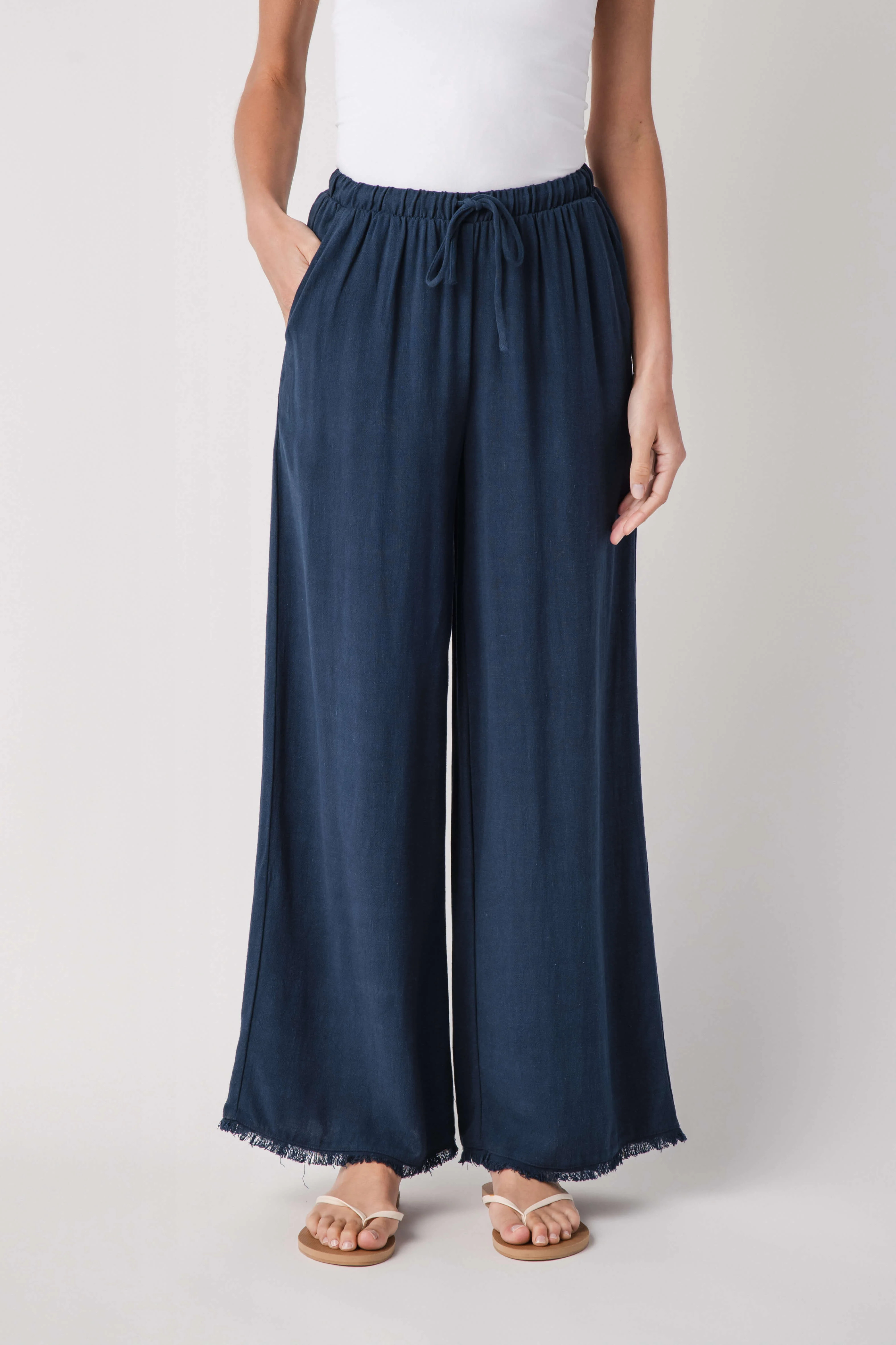 Z Supply Soren Pant | Social Threads