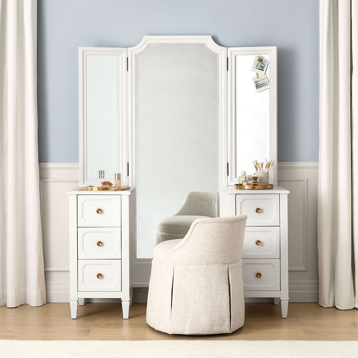 Auburn Super Storage Vanity (52") | Pottery Barn Teen