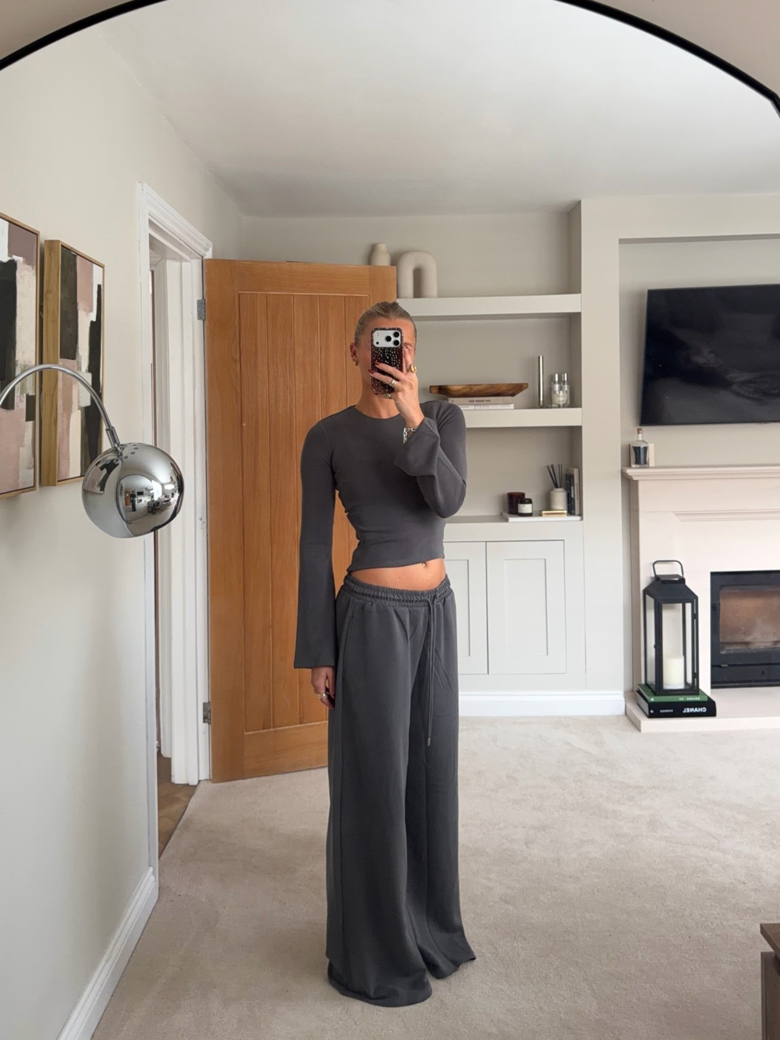 this set is 10/10 wow wow wow genuinely feels like butter🤎🤎 #zara #autumn #loungewear