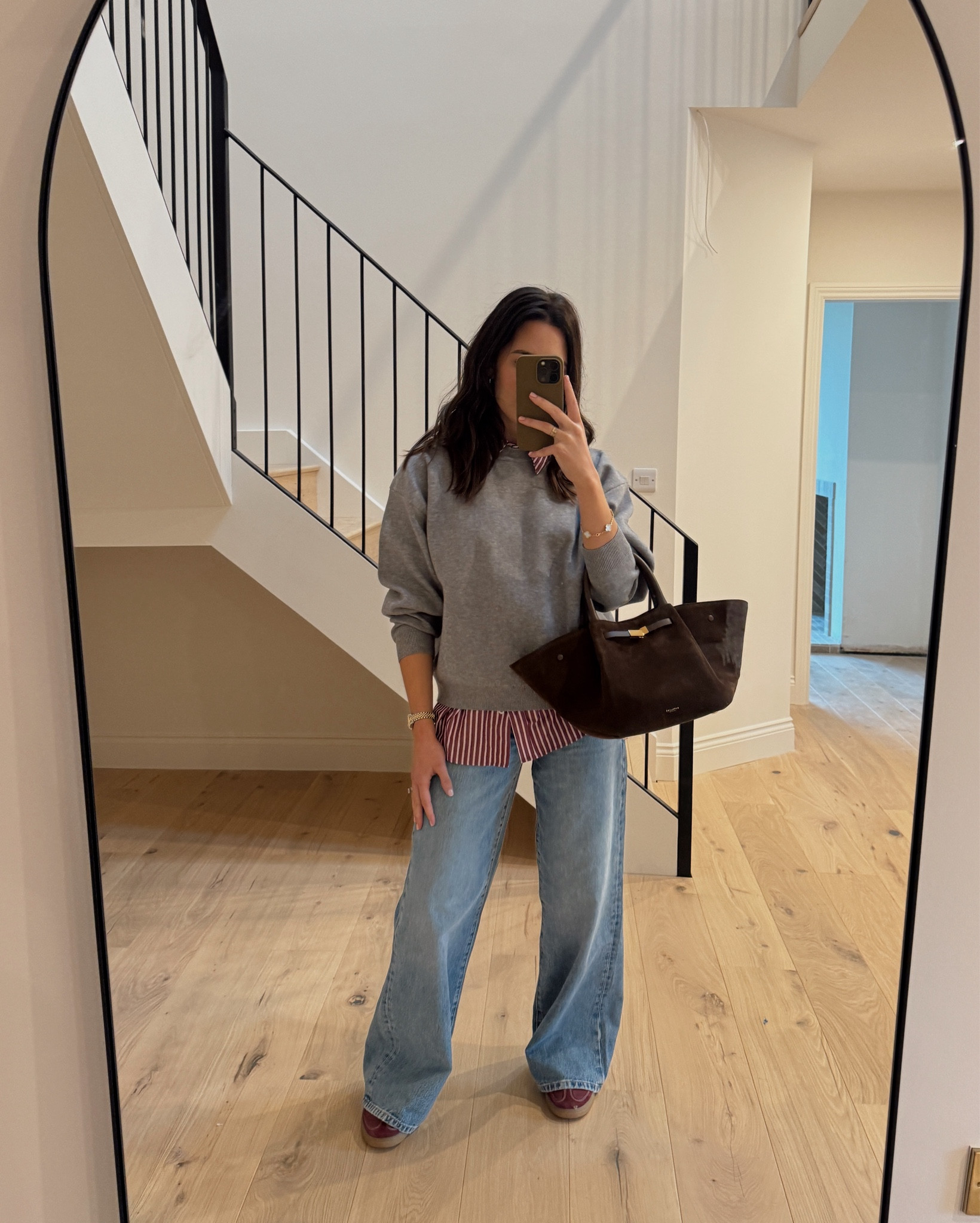 Outfit of the day 🫶🏼

Autumn outfits, brown suede bag, demellier, denim, burgundy outfits 

#LTKuk #LTKautumn #LTKeurope