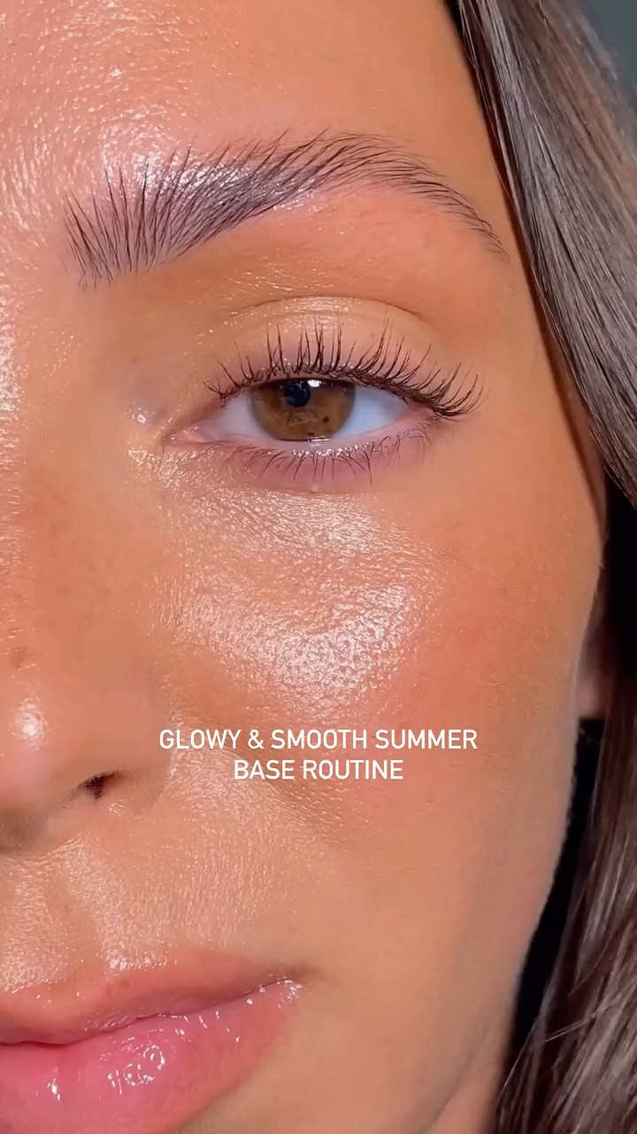 summer makeup routine 🤎✨ my perfect summer base is bronzy, glowy, blurred, and stays put with no creasing! light layers that provide natural, comfortable coverage 🤌🏼 comment SHOP for the links! 

you may notice me using a few new products here (& many that I’ve used for years!) but I want to call out the new Patrick Ta concealer because it’s become my new favorite! Very hydrating and lightweight, but really brings flawless coverage! My under eyes are very prone to creasing, but I don’t have any issues with this one. 10/10 for me! 👏🏼 

#makeuptutorial #summermakeup #glowymakeup