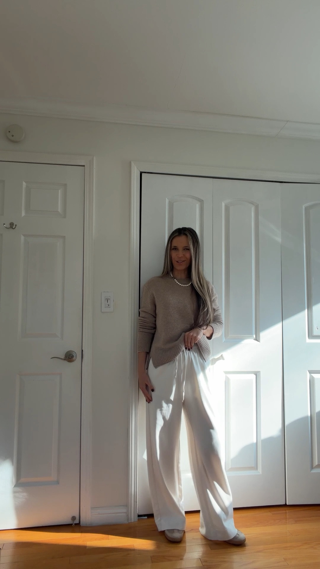 Aritzia the lodge dupe pants sz S 

Casmere sweater sz S 
🎁 Use my discount code INFG-25JUSTGLOW01110 for 10% off your first purchase.



#LTKgrwm #LTKOver40 #LTKootd