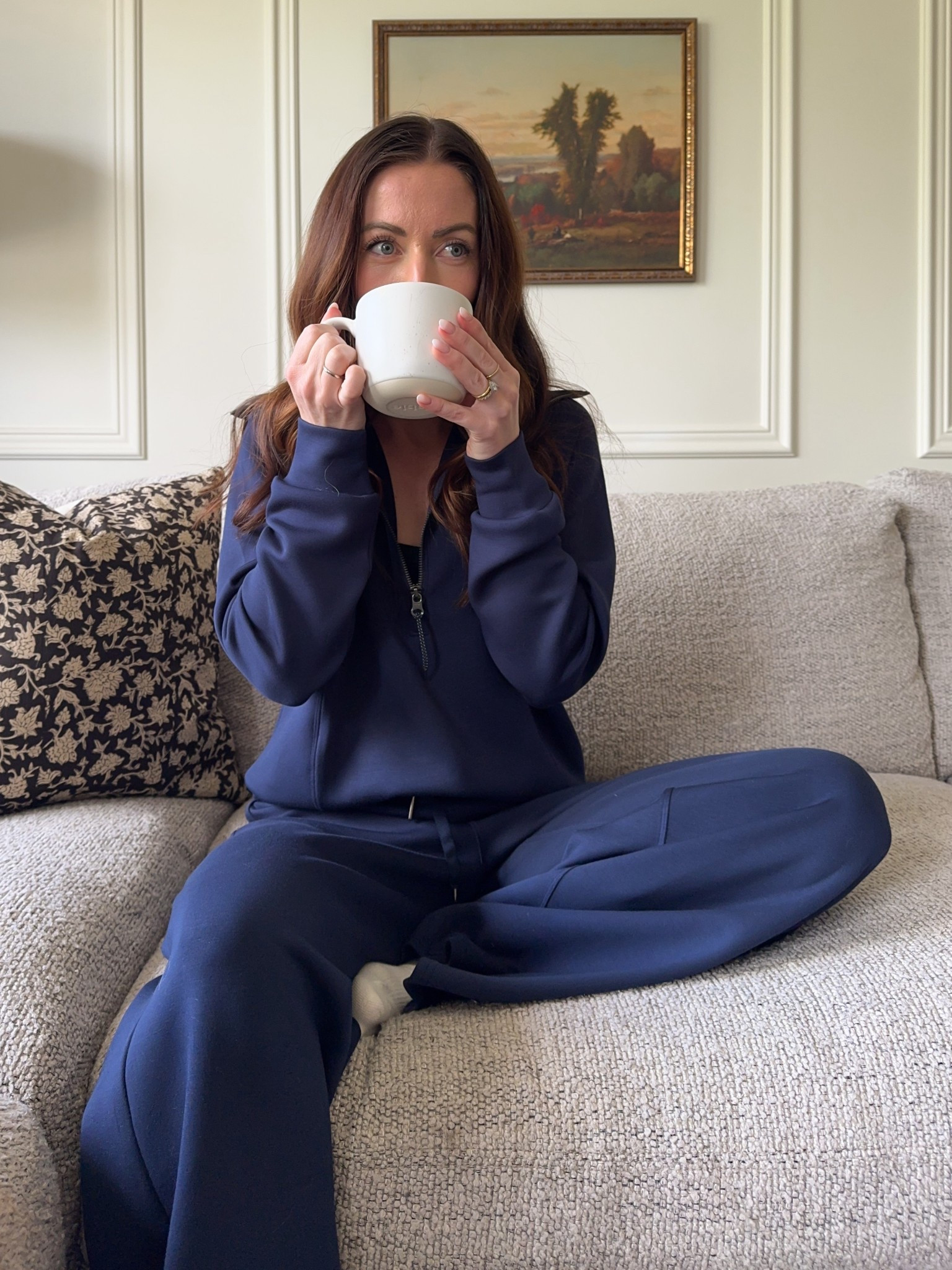 I feel like I’m late to the game with @spanx, and wow why did I wait so long. The AirEssentials Collection is so truly amazing! It’s such a nice elevated take on loungewear, it’s light as air and the fabric is ultra soft. You can use code SAMMYXSPANX for 15% off first purchase & free shipping! #spanxpartner 