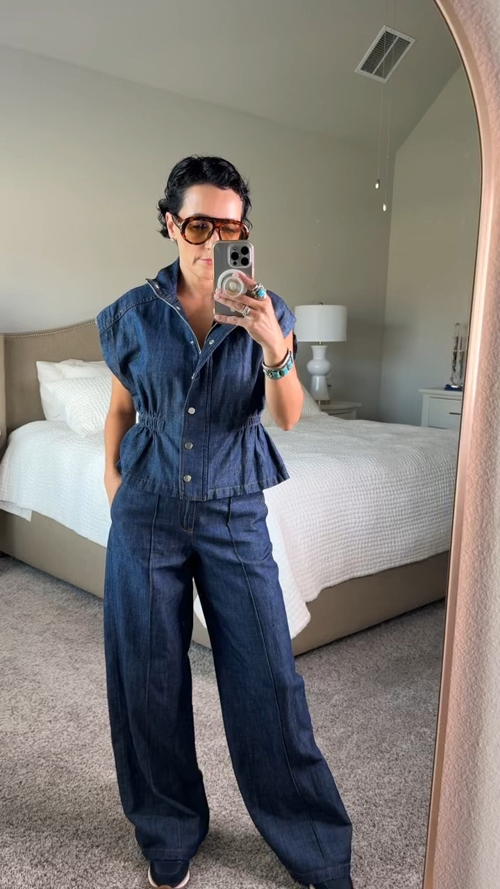 Wearing a SMALL on the top. XS bottom.

#LTKootd #LTKSeasonal #LTKOver40