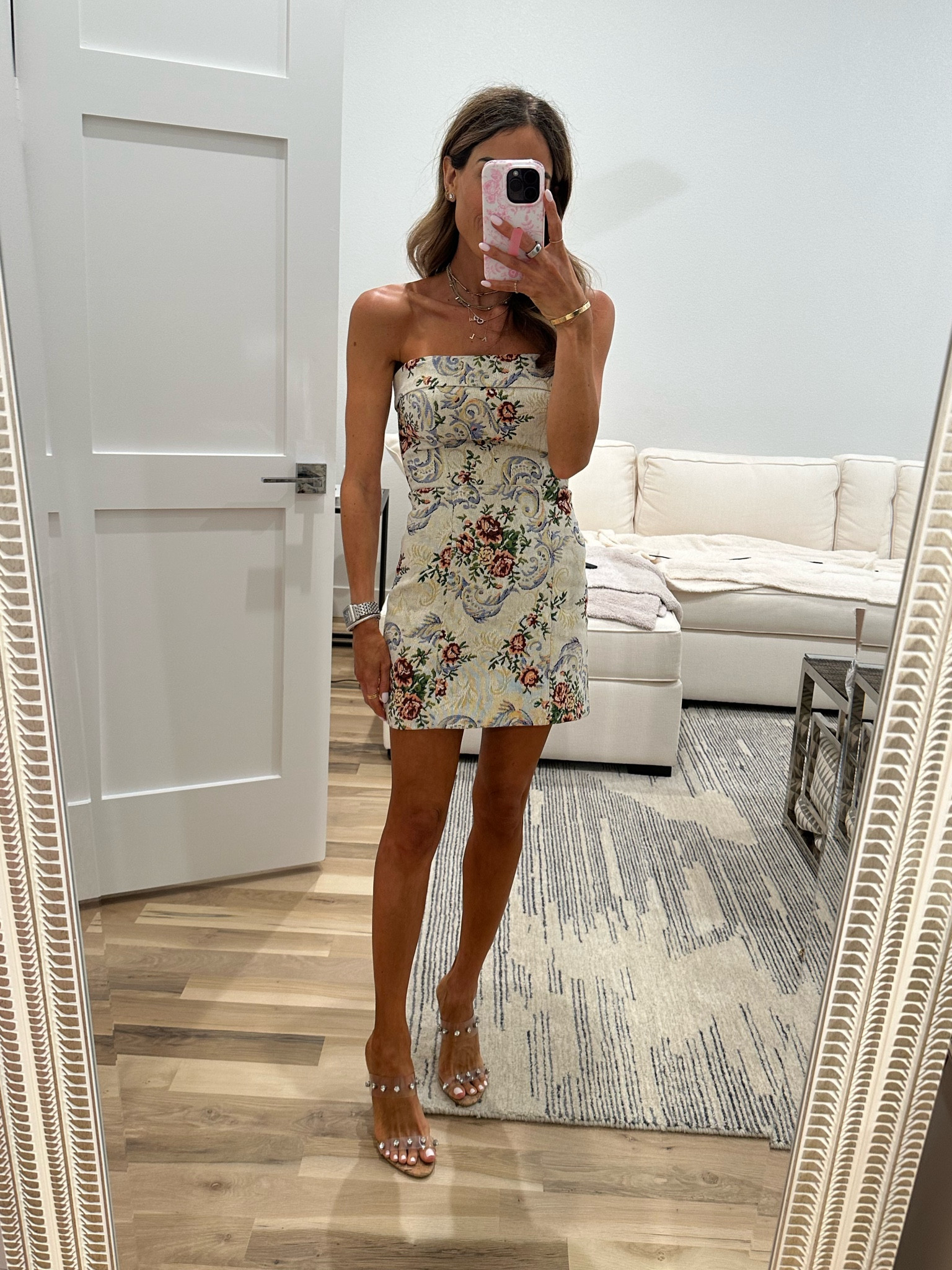 Floral strapless dress size xs petite friendly 

#LTKFindsUnder100 #LTKFindsUnder50