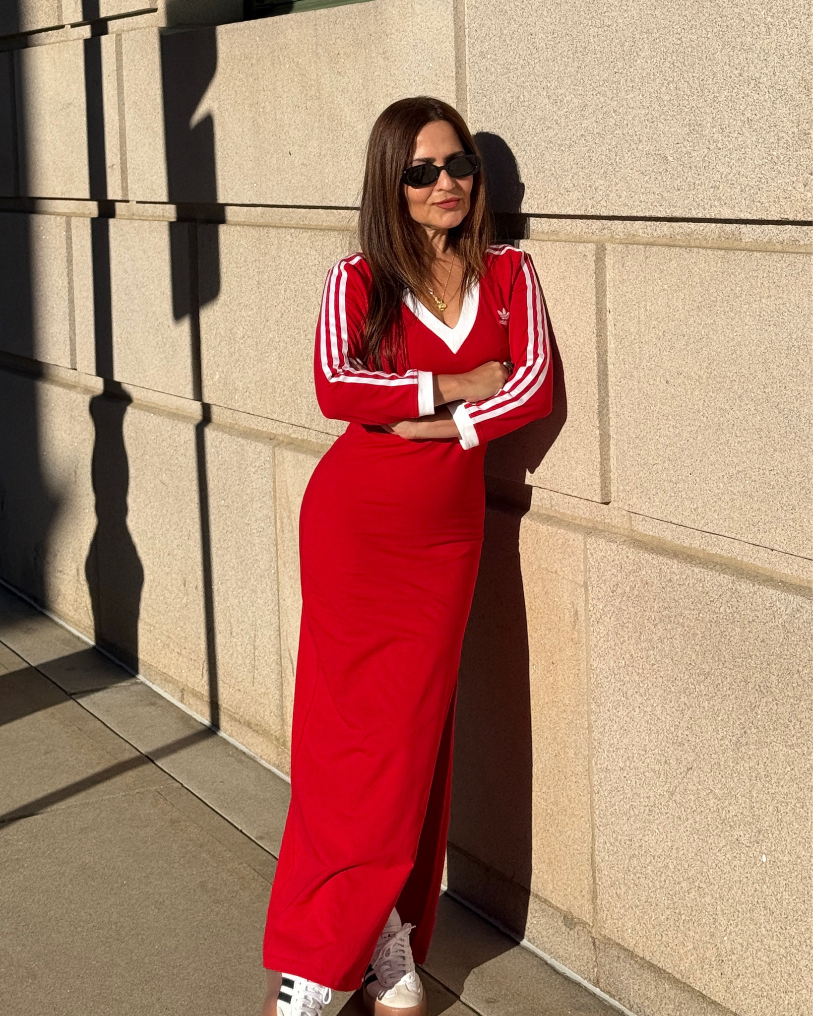 THROW ON! GO! LOOK LIKE A MILLION BUCKS! 🔥
If you’re looking for a dress that’s comfortable enough for everyday wear but still feels stylish, this is such a good find. I’ve been loving it with sneakers for errands, travel days, lunch dates, and casual weekends.
Bonus: it comes in black too and it’s currently on sale! 🤌🏼
Everything linked here

#LTKFind
#LTKSaleAlert
#CasualStyle
#EverydayDress
#SummerDress
#WeekendStyle
#ComfortableStyle

#LTKSeasonal #LTKPetite #LTKOver40
