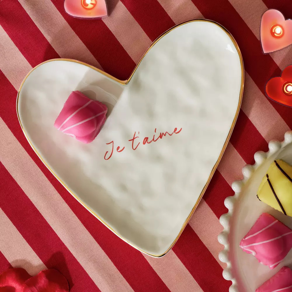 Argos Home Je t'aime Heart Plate | argos.co.uk
