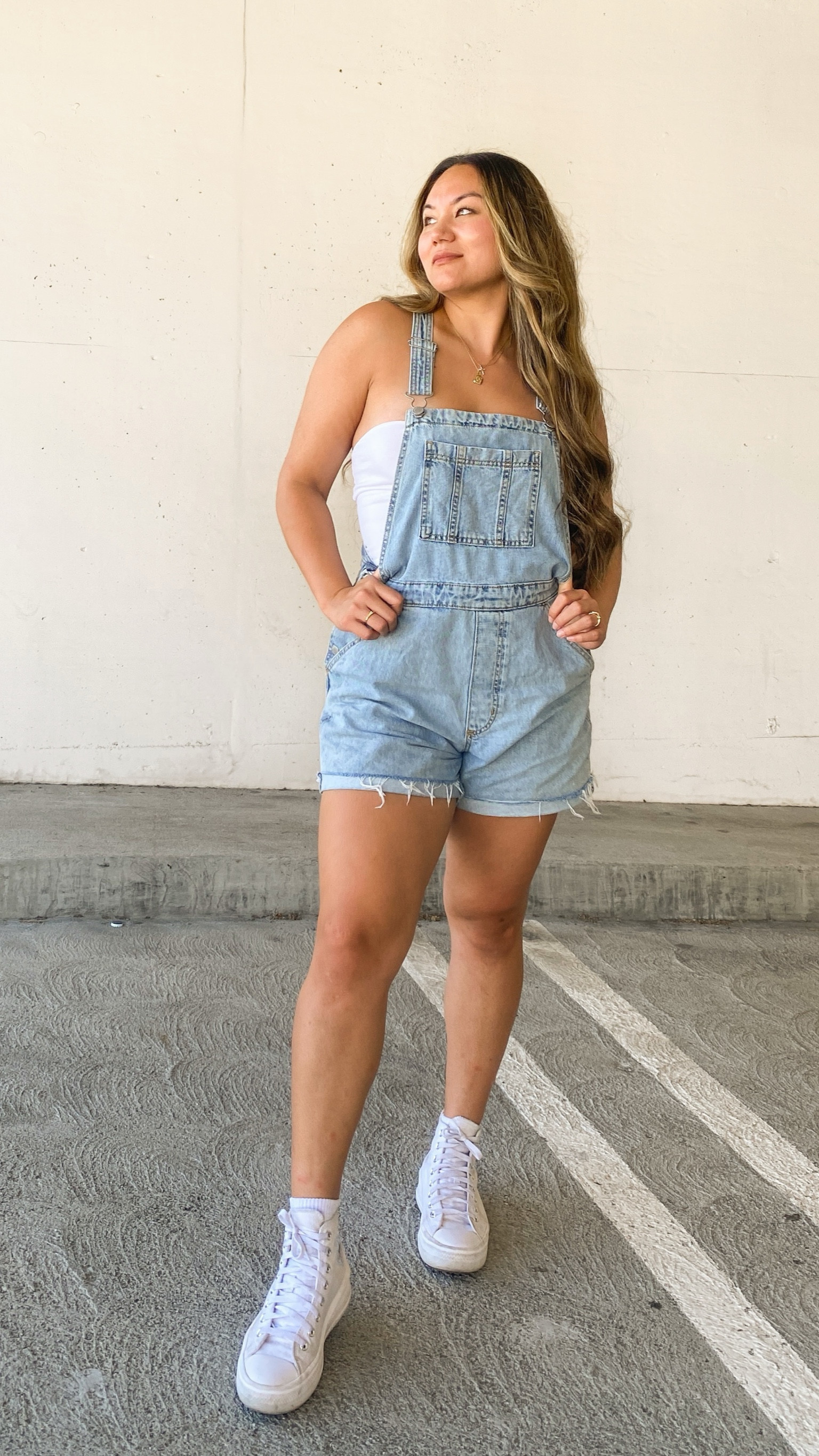 Comfy casual short overalls outfit perfect for back to school this summer 


Comfy casual, back to school, overalls outfit, tube top, short overalls, target fashion, converse, white sneakers, platform sneakers 

#LTKstyletip #LTKunder50 #LTKBacktoSchool