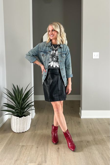 What I would wear to a country concert! 🎶 
Denim jacket- xs (code: THRIFTY20 for 20% off) 
Skirt- small
Graphic tee- not linkable, linked similar 
Boots- sold out, linked similar 

#LTKsalealert #LTKFestival #LTKstyletip