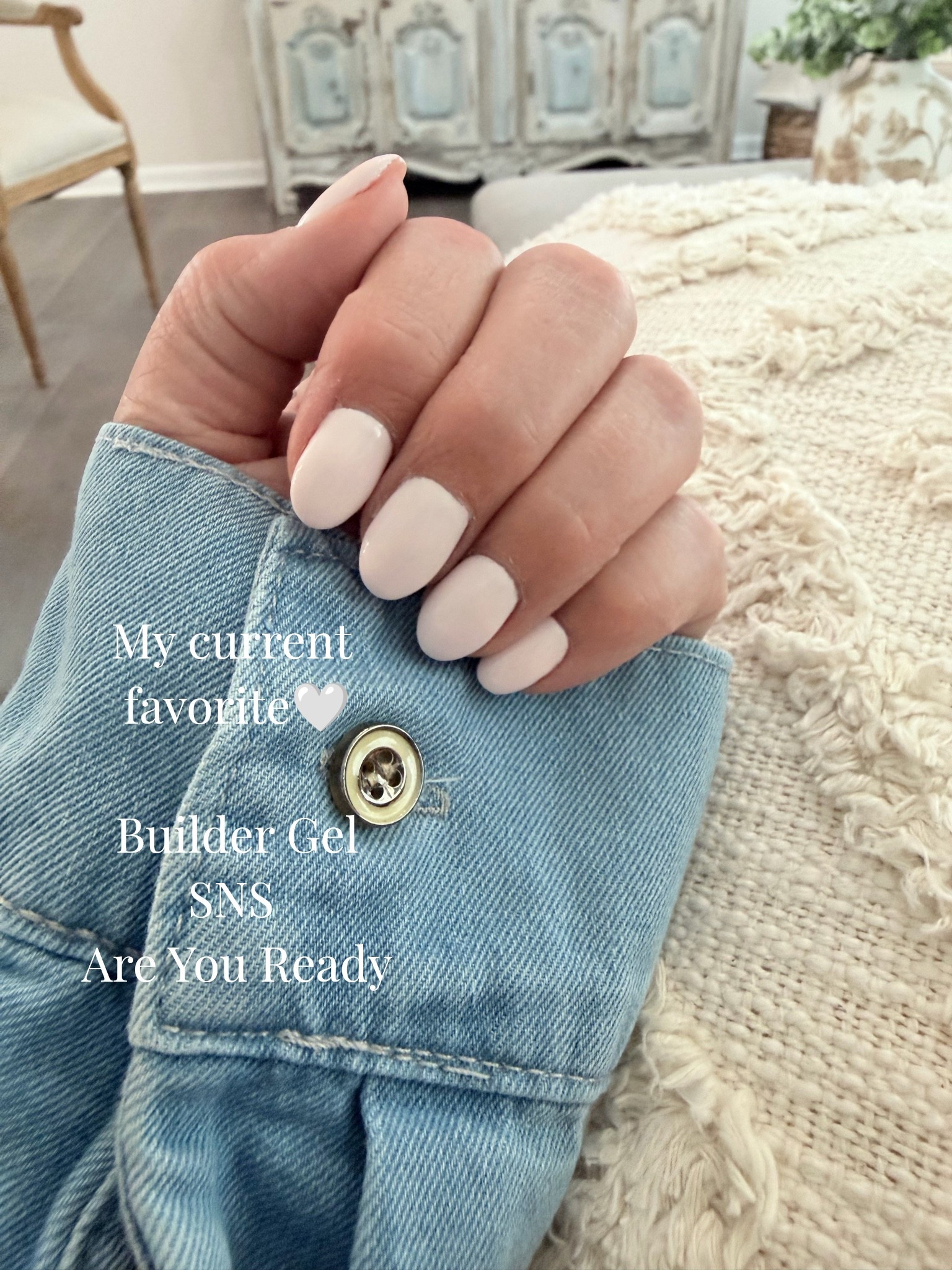 My absolute favorite color. Goes with everything and is always on trend. 

Builder Gel. 
SNS: Are You Ready.

Nails 
SNS
Summer Nails

#LTKdayinmylife #LTKgrwm #LTKBeauty