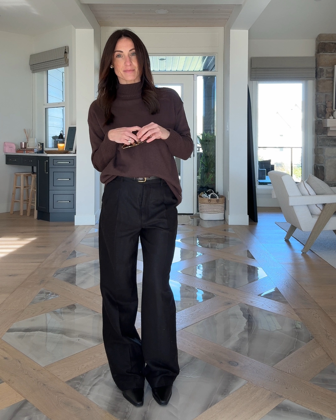 Keep it simple for fall outfits 🤎

Black trousers, black boot and chocolate brown sweater and a belt. 

This sweater is out of stock so I have shared some others. 

The bag is The Row Margaux so I’ve added some other more affordable options. 

#LTKStyleTip #LTKItBag