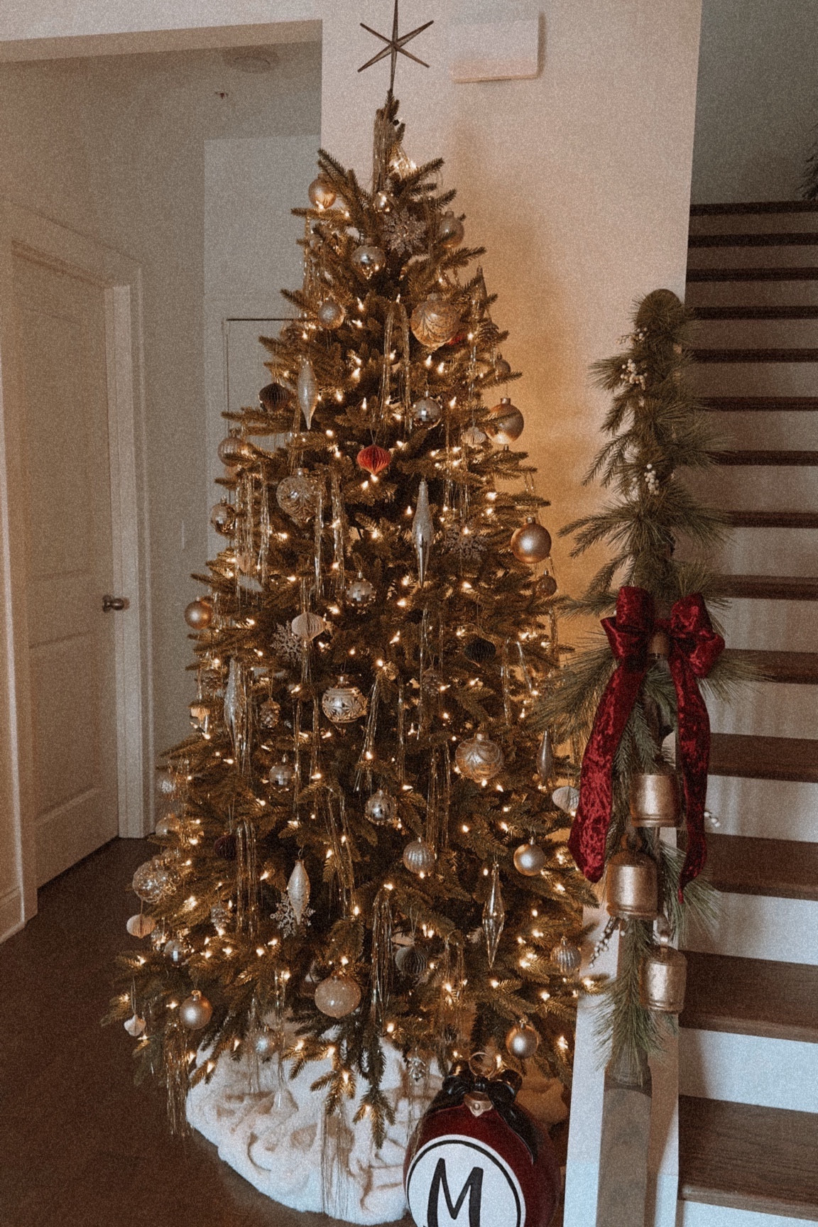 Christmas tree

#LTKSeasonal #LTKhome #LTKHoliday