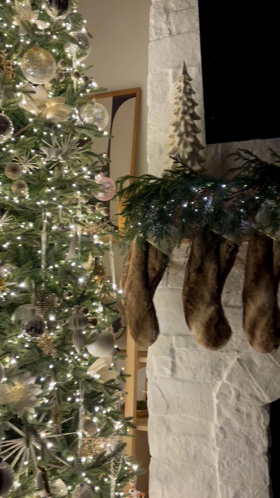 Mantle Christmas Decor 🌲

#LTKHome #LTKHoliday #LTKSeasonal