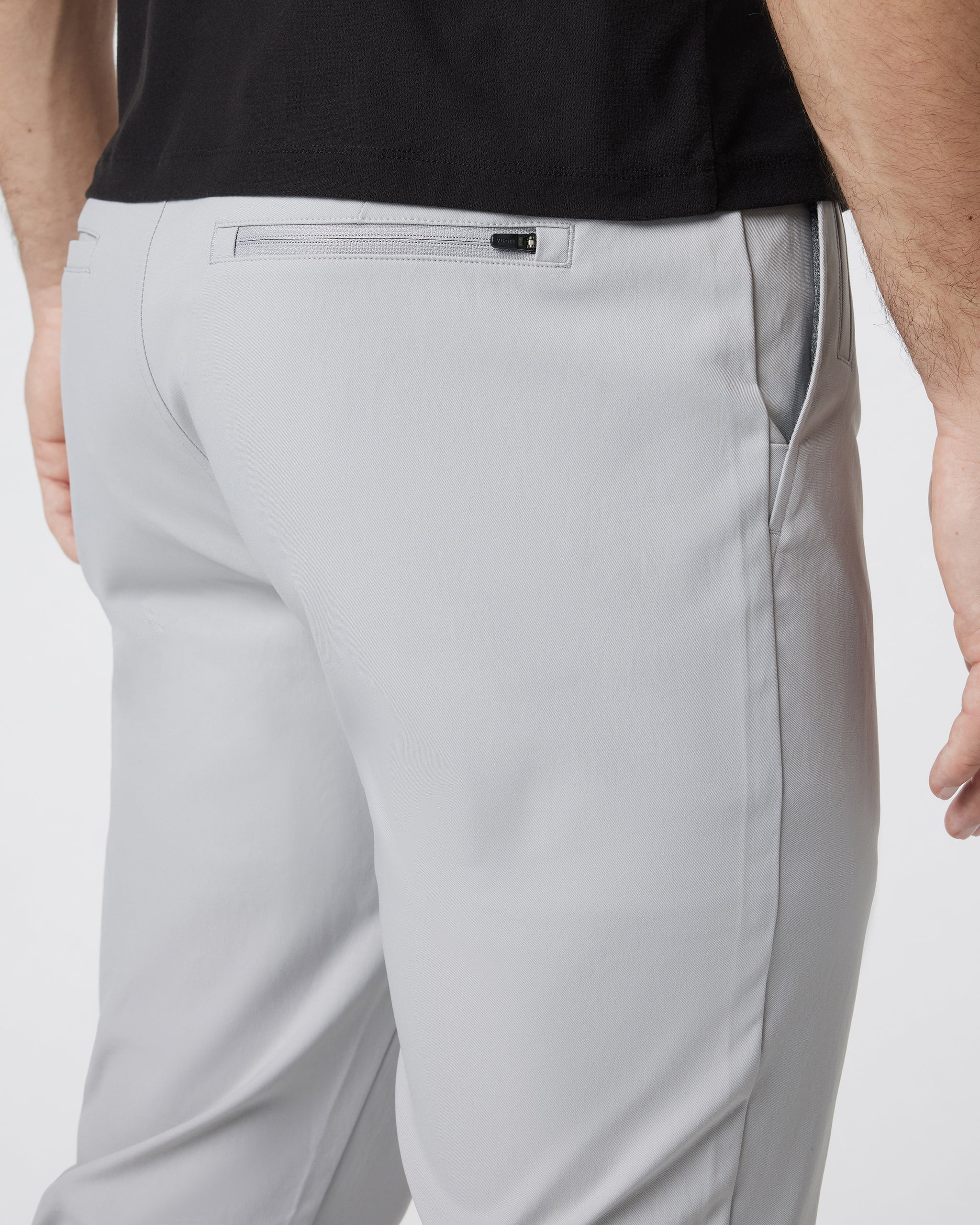 Cascade Tech Chino Pant 32" | Men's Fog Chinos | Vuori | Vuori Clothing (US & Canada)