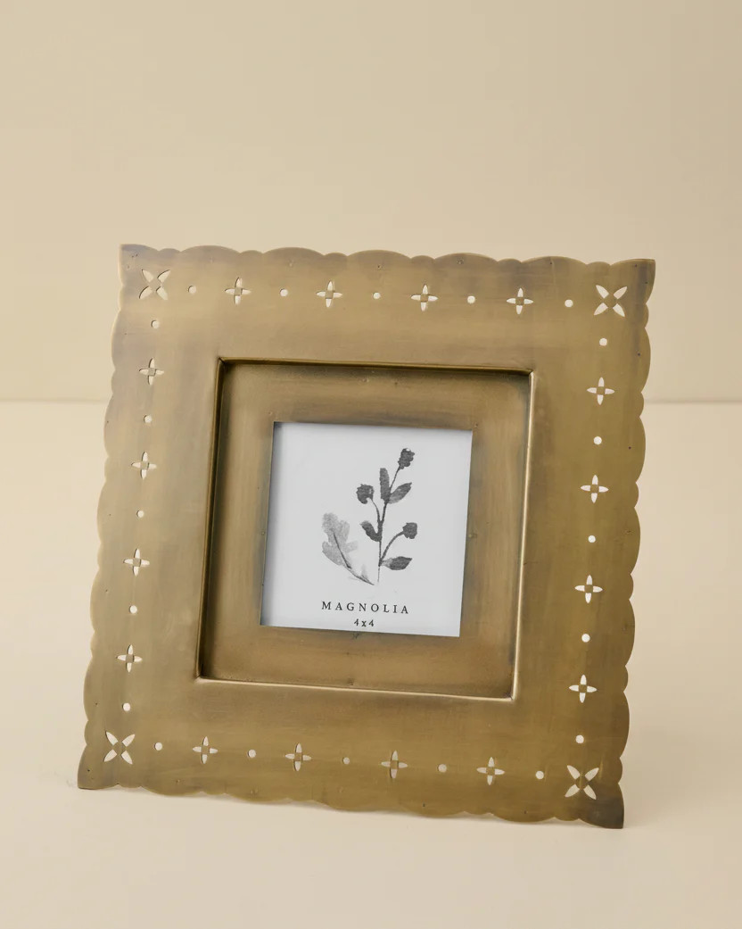 Antiqued Brass Eyelet Photo Frame | Magnolia