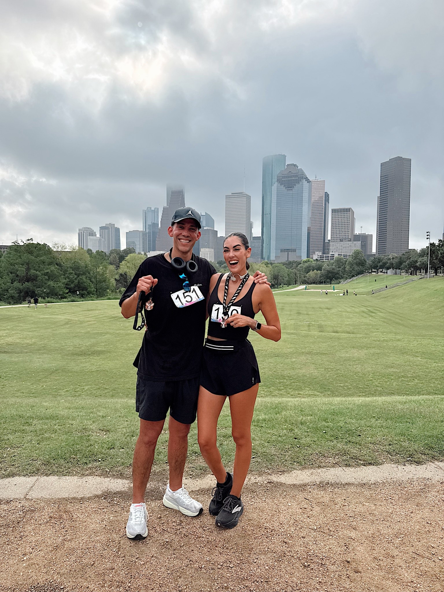 Size 6 top
Small shorts 